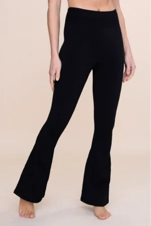 Ribbed Yoga Flare Pant