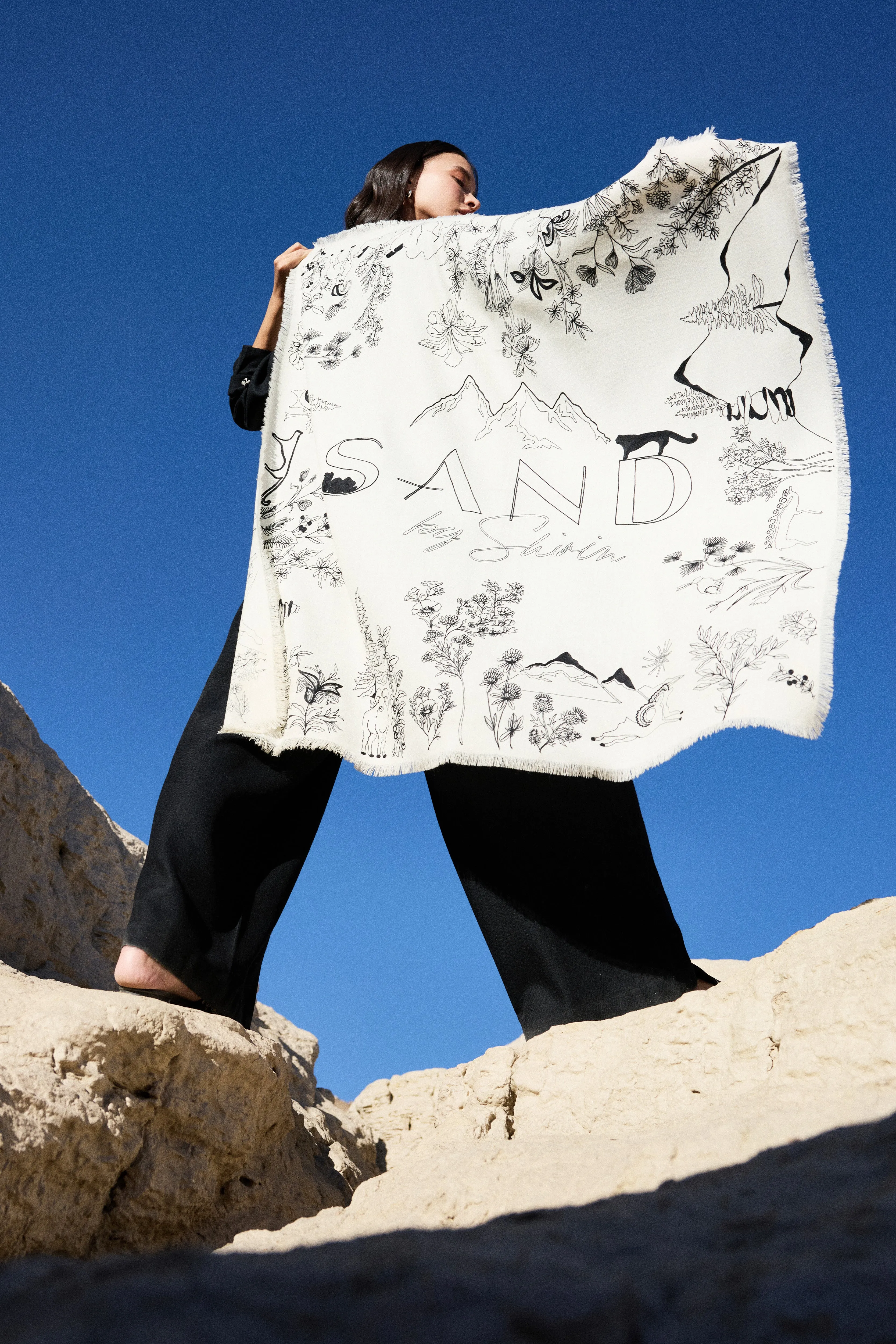 SAND Iconic Woollen Himalayan Landscape Scarf (Ivory & Black)
