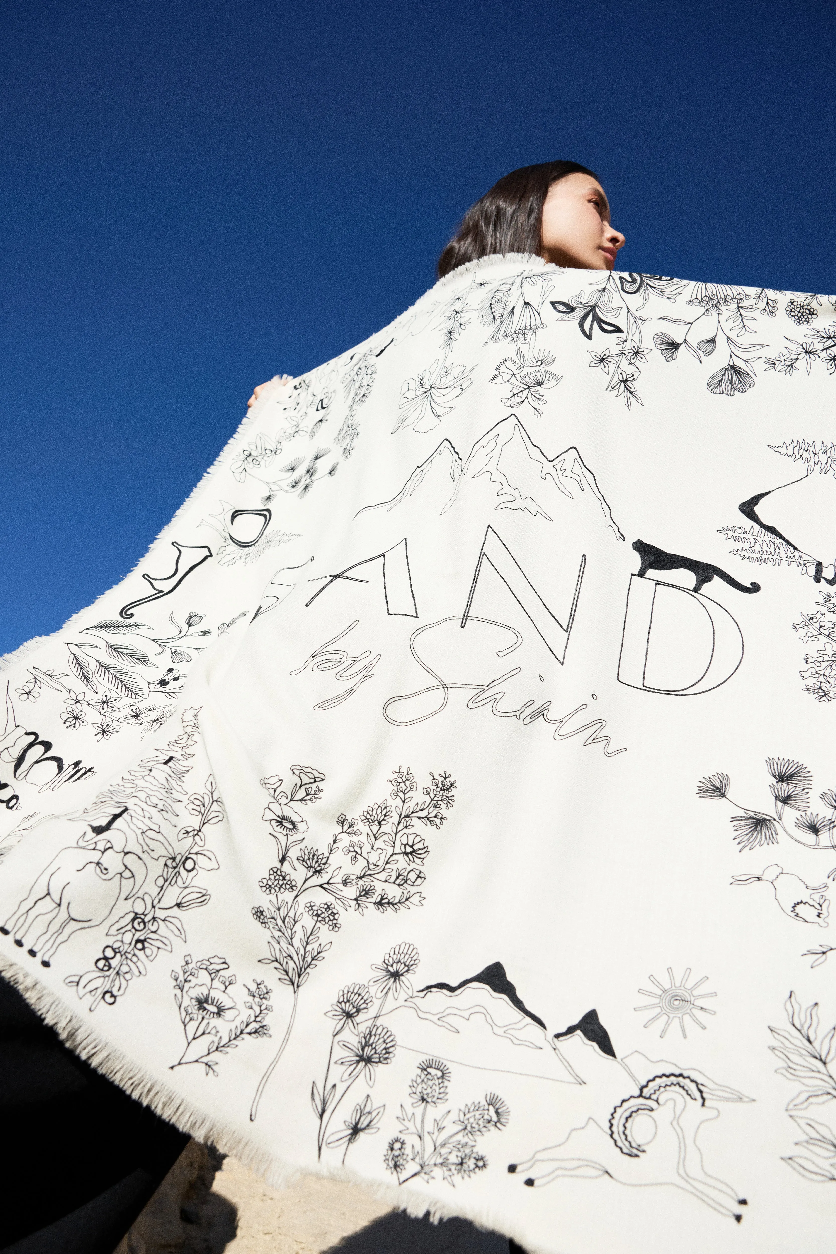 SAND Iconic Woollen Himalayan Landscape Scarf (Ivory & Black)