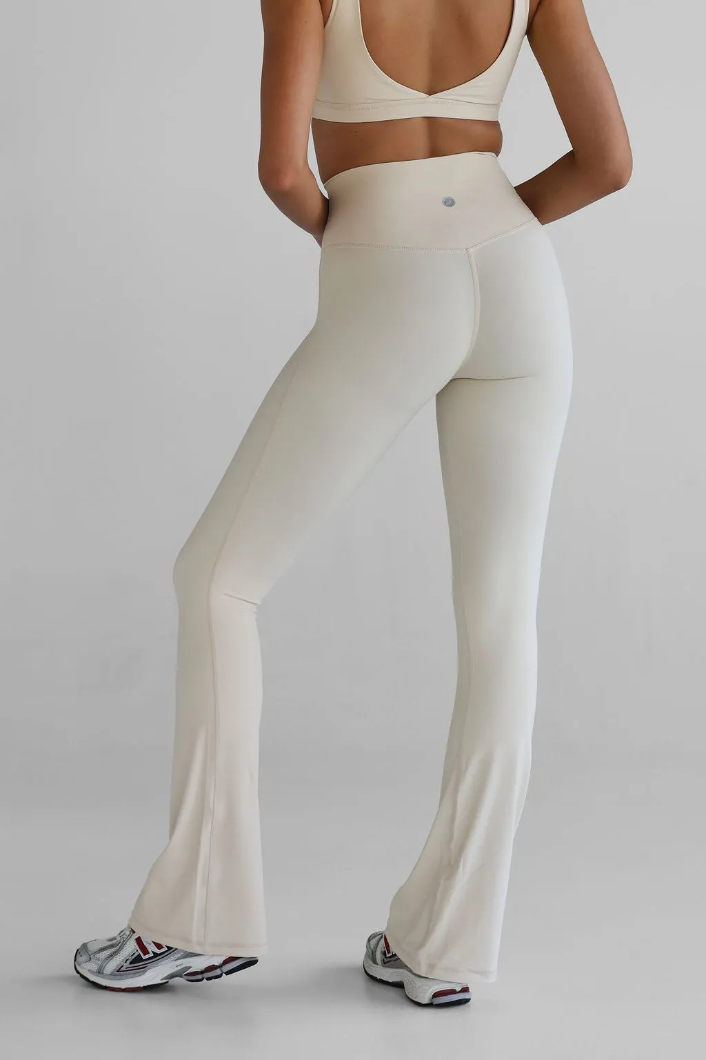SCULPT Flare Leggings - French Vanilla