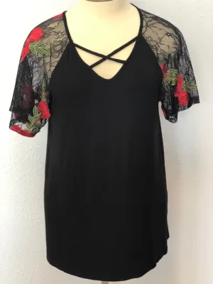 SHORT LACE SLEEVE SHIRT