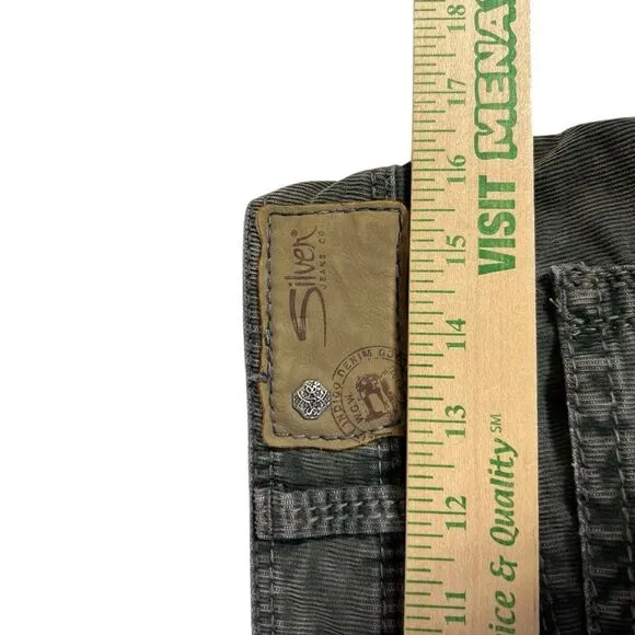 Silver Suki 30x31 Mid skinny Leg Corduroy PantSuki gray Corduroy Jeans
