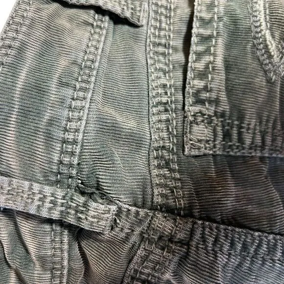 Silver Suki 30x31 Mid skinny Leg Corduroy PantSuki gray Corduroy Jeans