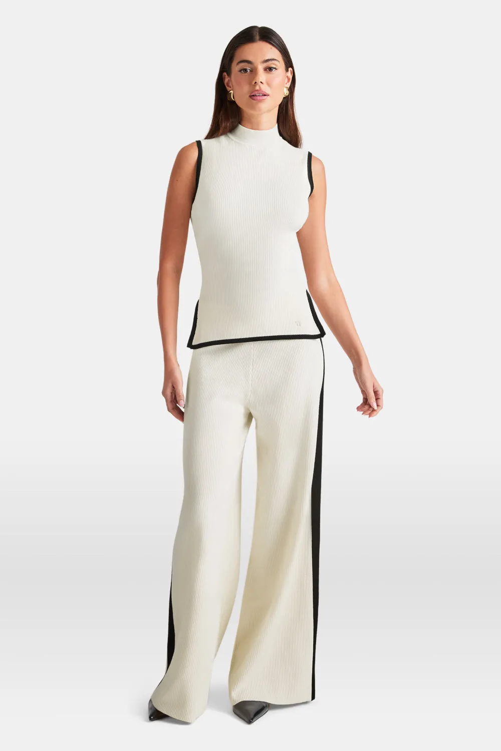 SLEEVELESS MOCK NECK RIBBED KNIT TANK - BUTTERMILK AND BLACK