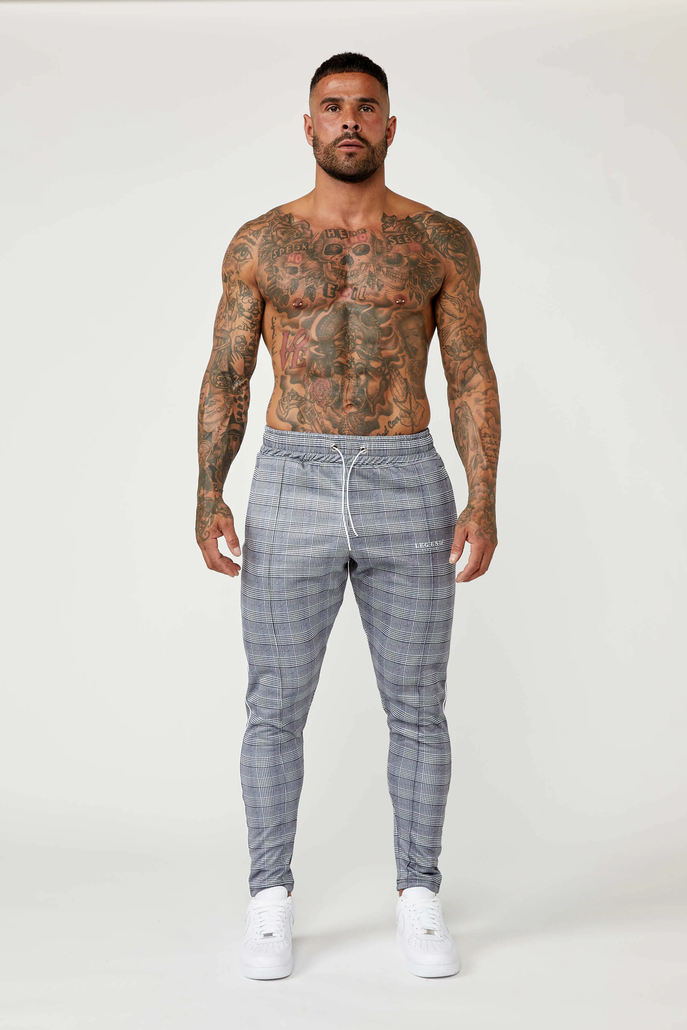 Smart Track Jogger in Check - Grey
