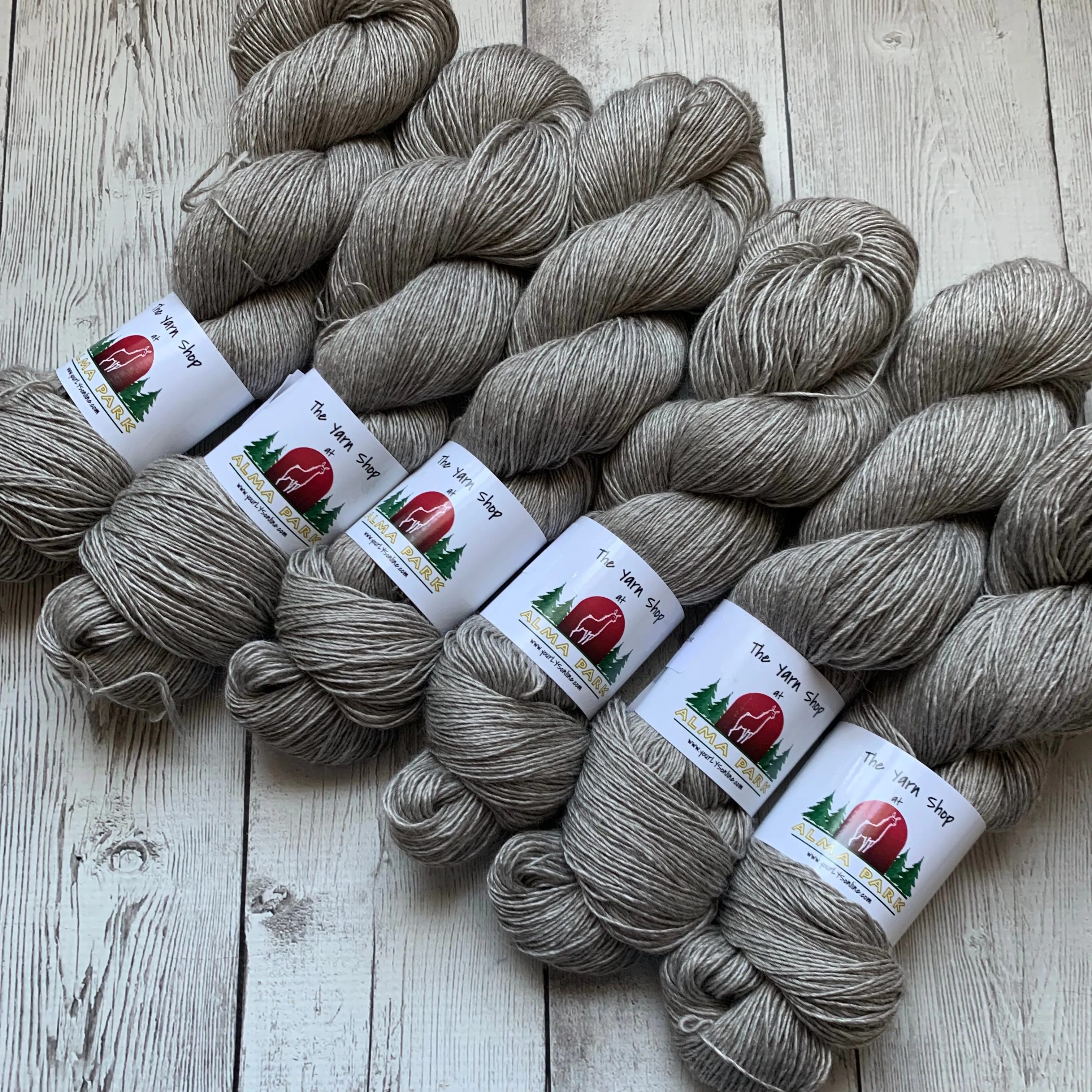 SOCK WEIGHT - LUXURY YAK SILK SINGLE - 523 yds RTS