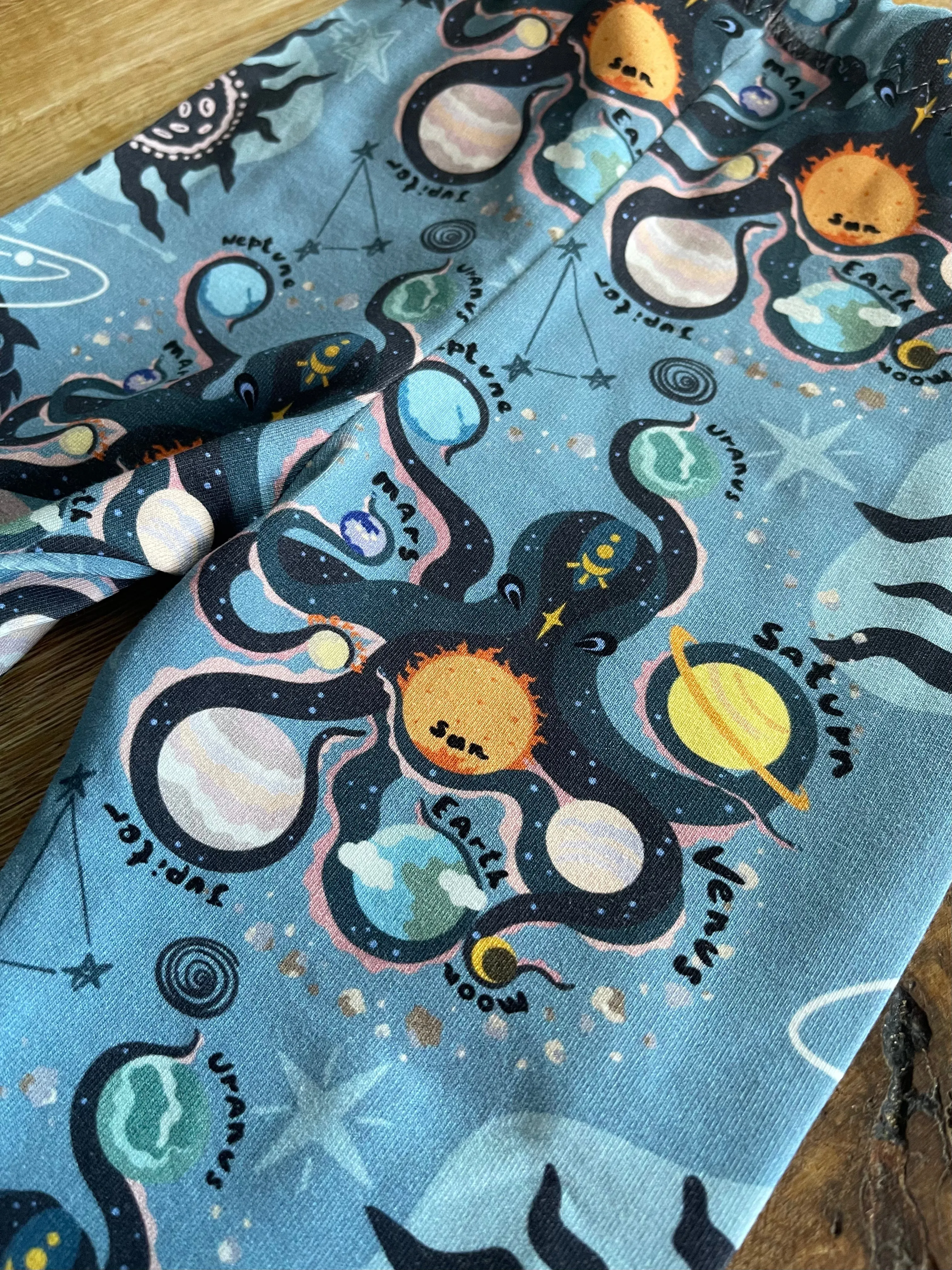 Solar System Cuffed Leggings