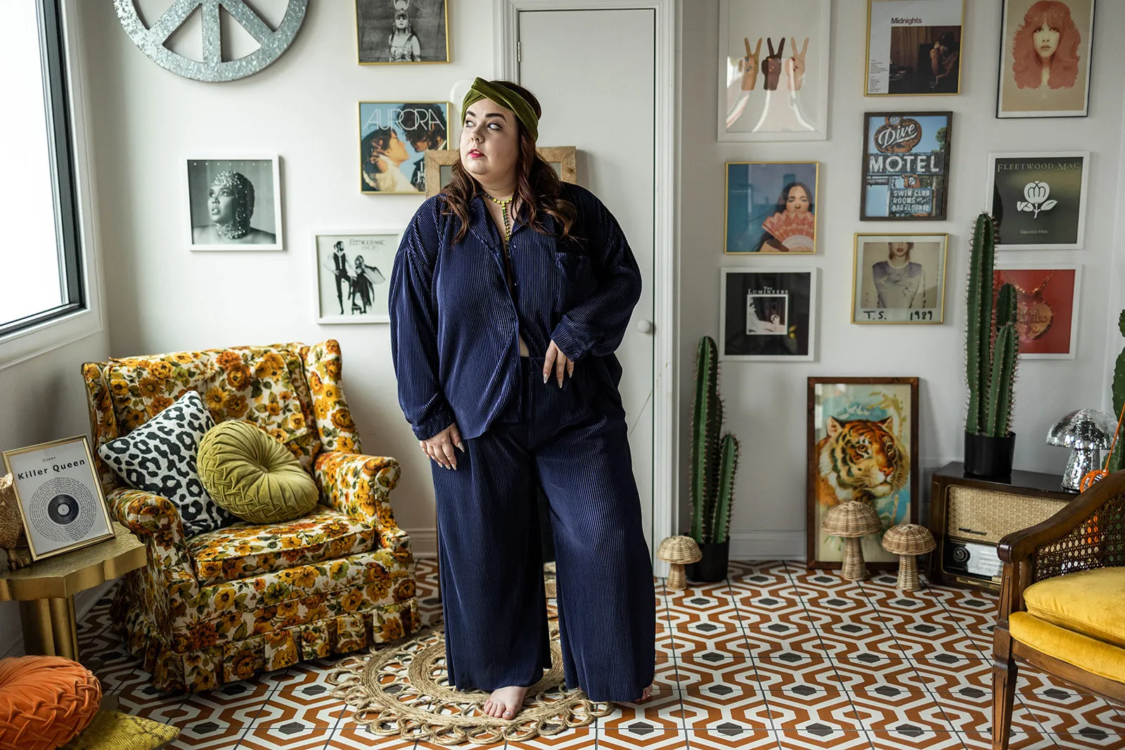 stacy straight leg pants in navy