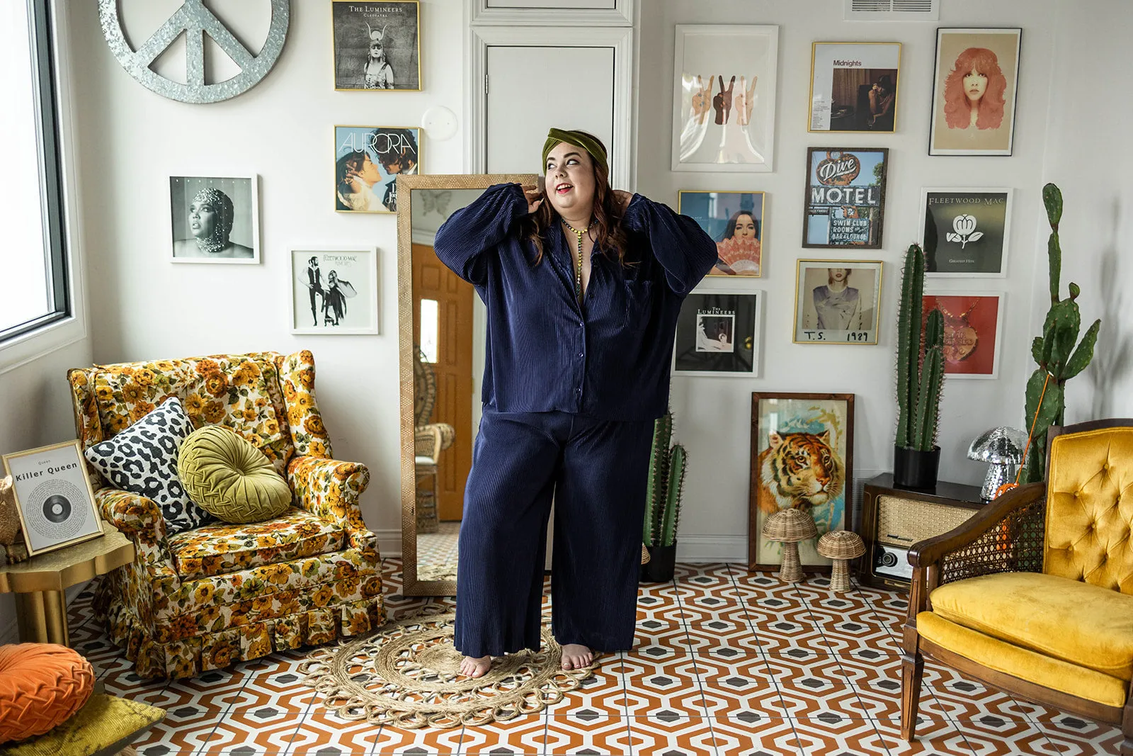 stacy straight leg pants in navy