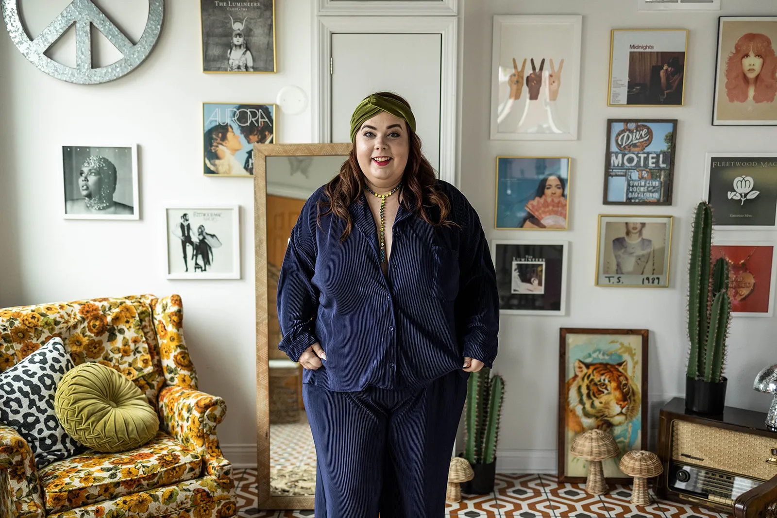 stacy straight leg pants in navy