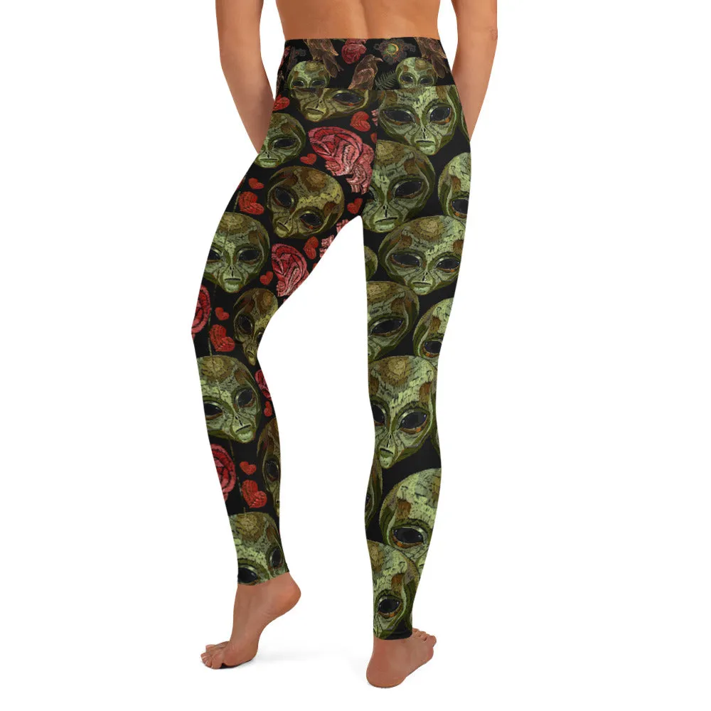 Stitched Aliens - Yoga Leggings