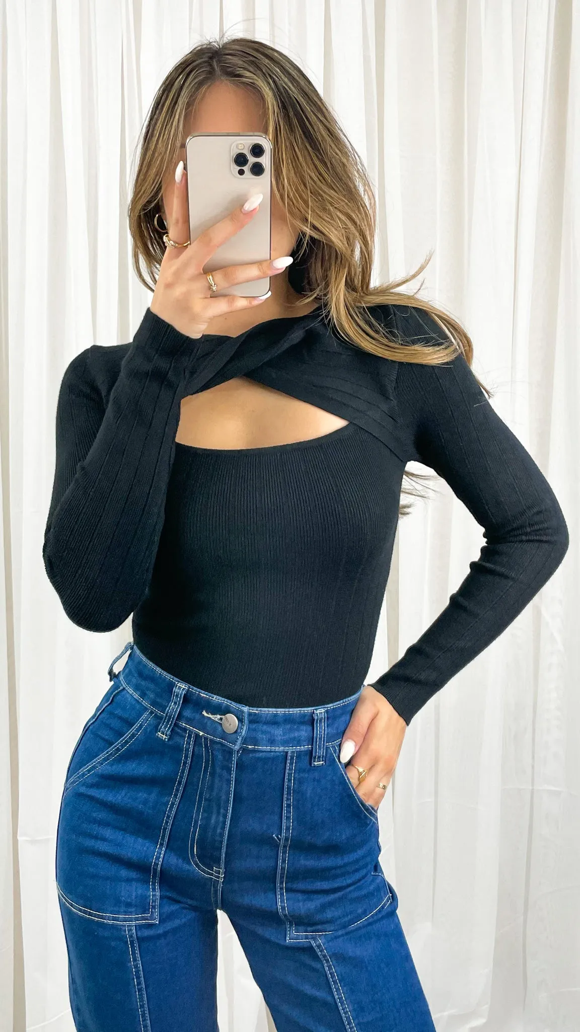 TAMIA KNIT TOP - BLACK
