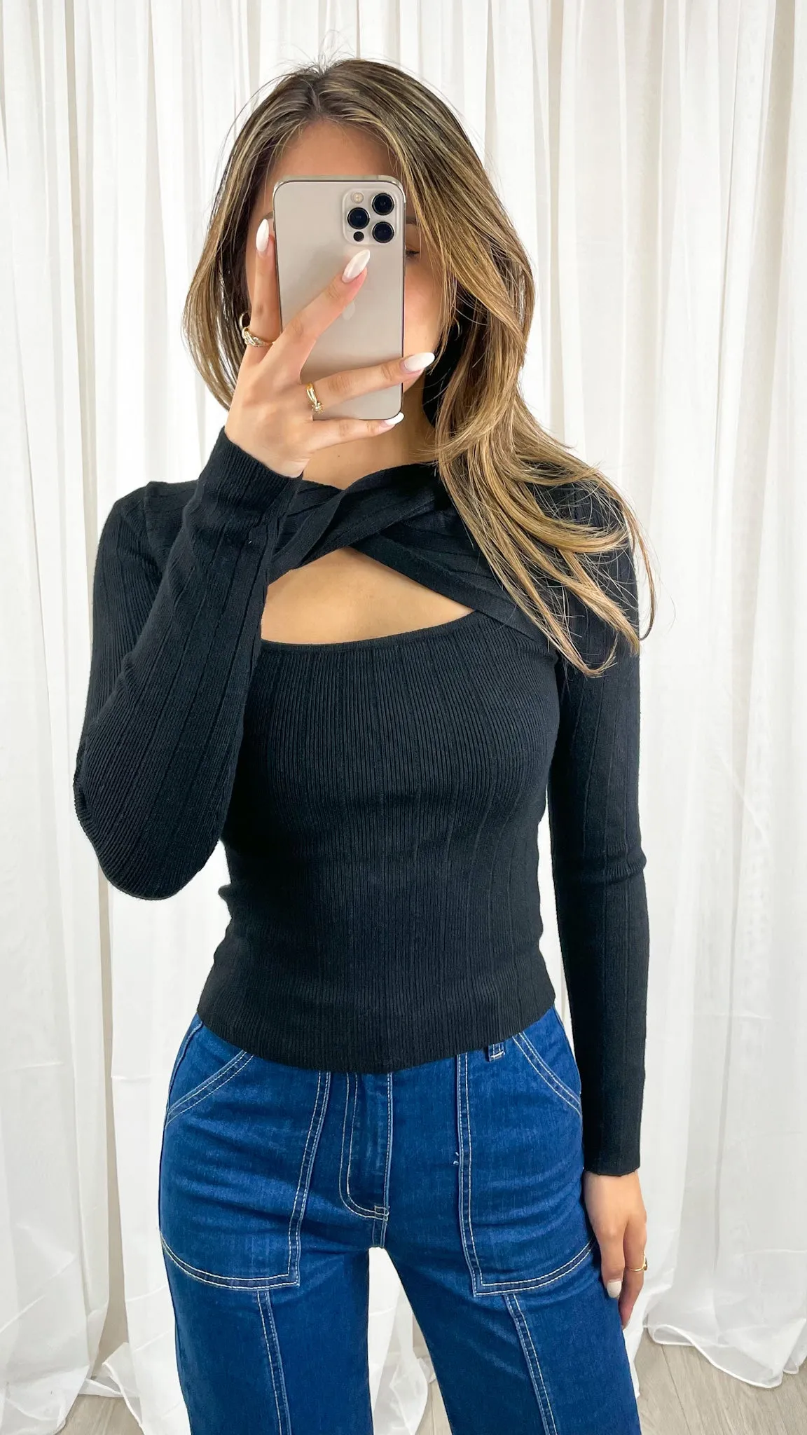 TAMIA KNIT TOP - BLACK