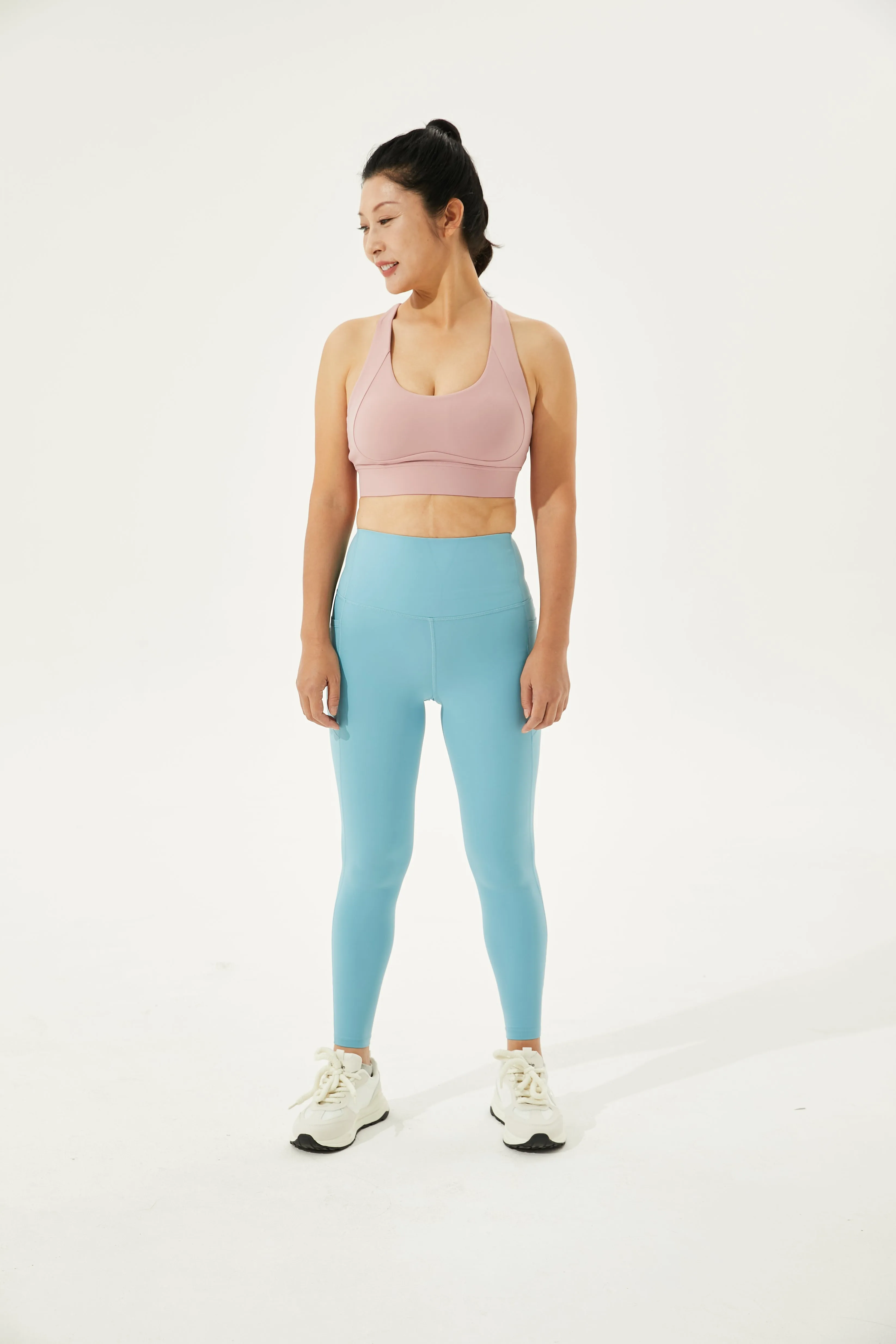 Tangs Display - High-Waist Camel-Toe Proof Tummy Tamer Leggings With Pockets