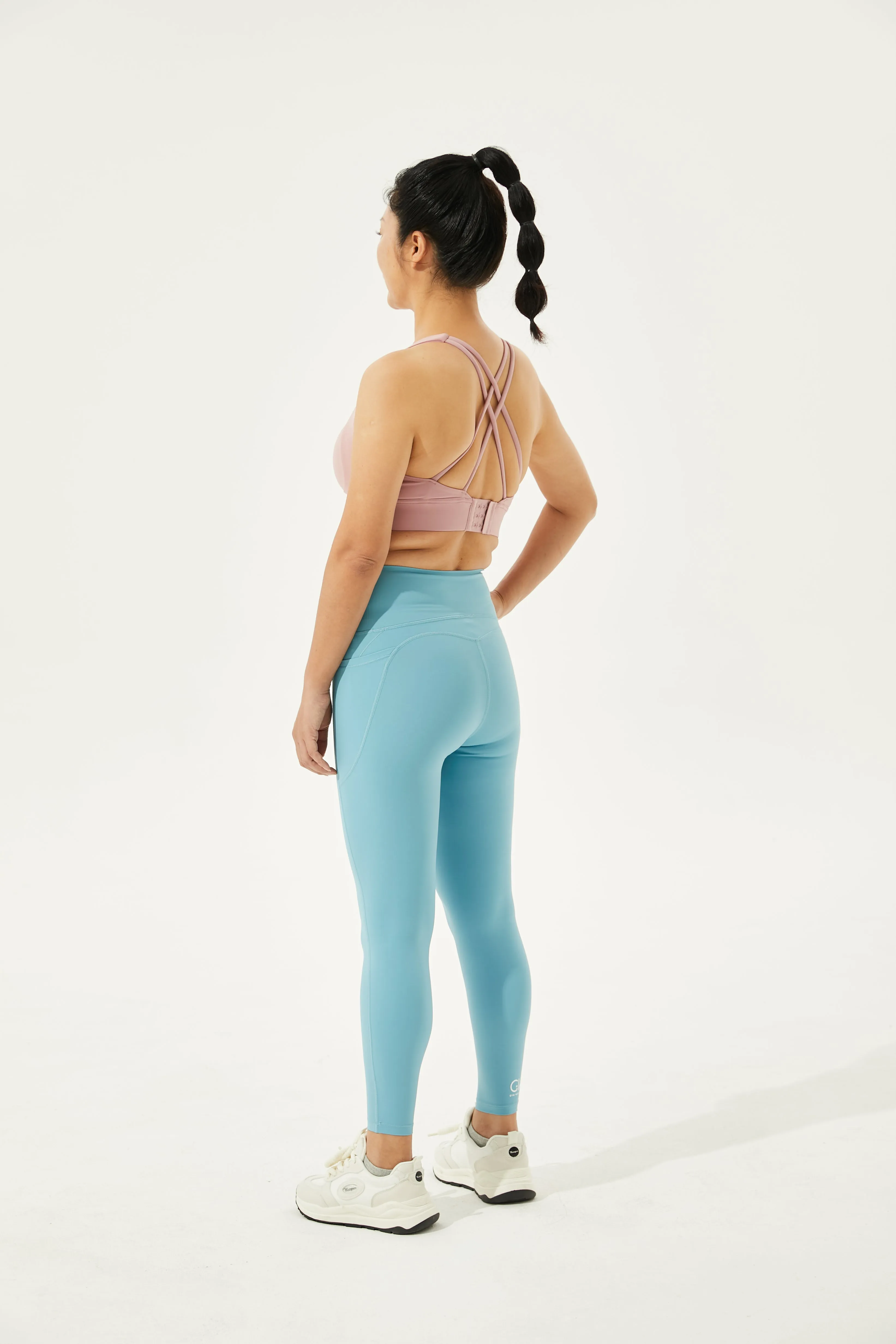 Tangs Display - High-Waist Camel-Toe Proof Tummy Tamer Leggings With Pockets