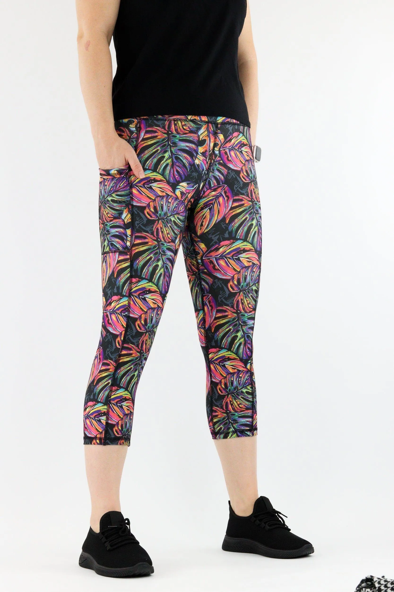 Tropic Life - Hybrid 1.0 - Leg Pockets - Capri Leggings