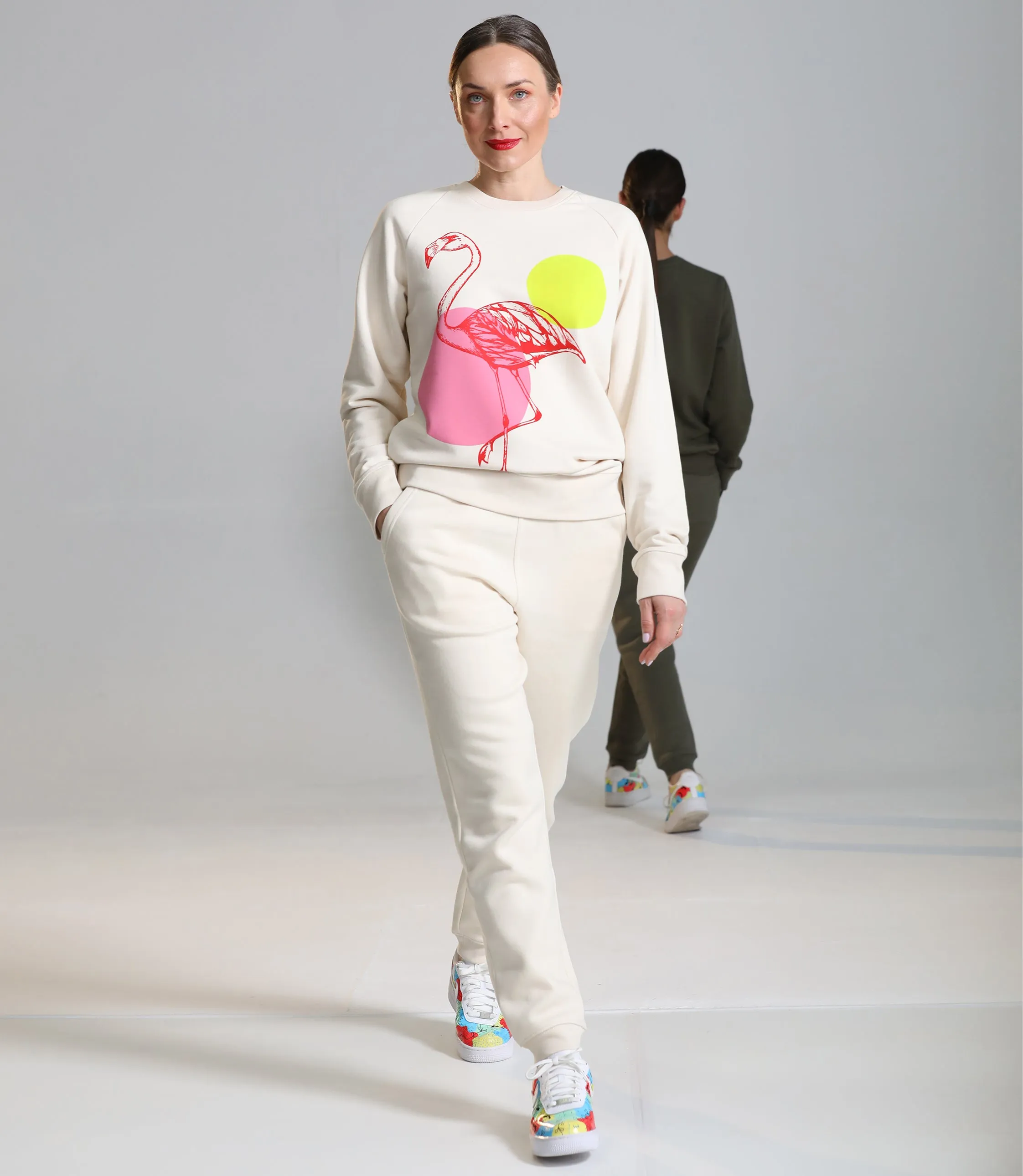 Unisex Graphic Sweatshirt | Flamingo on natural