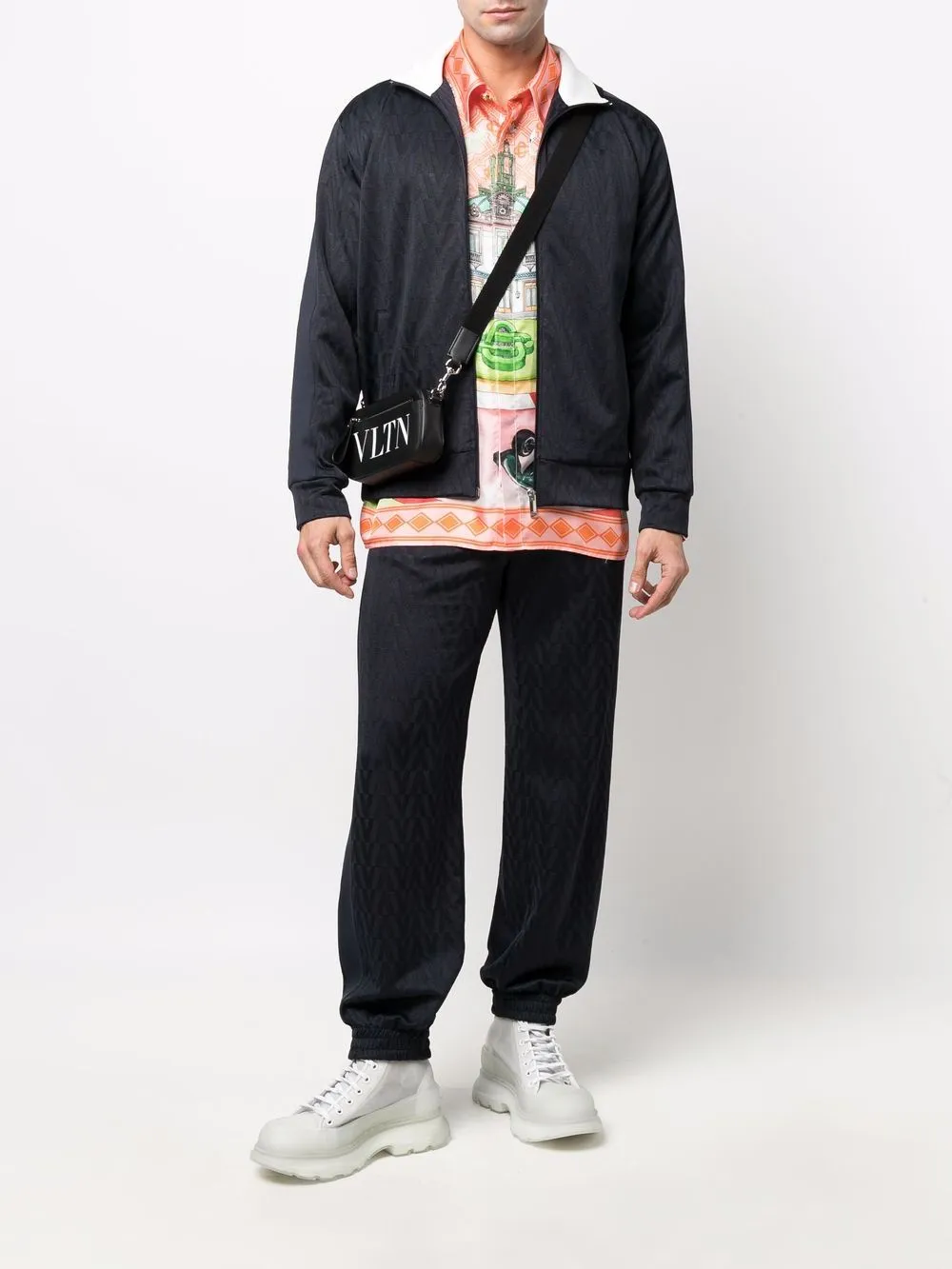 V Optical track jacket