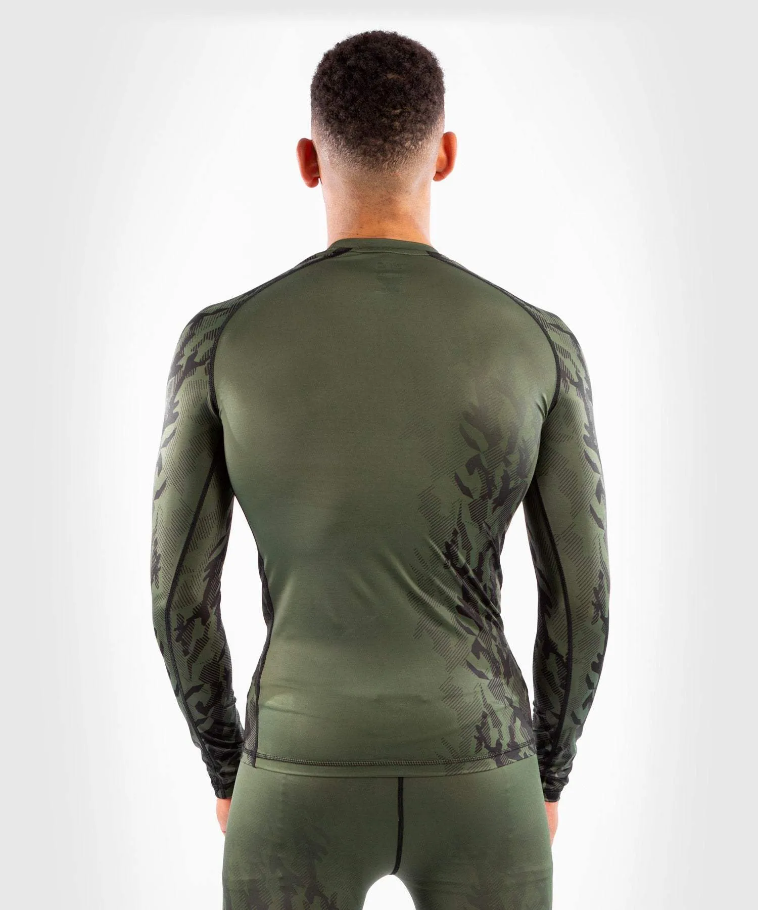 VENUM® UFC AUTHENTIC FIGHT WEEK MEN'S PERFORMANCE LONG SLEEVE RASHGUARD