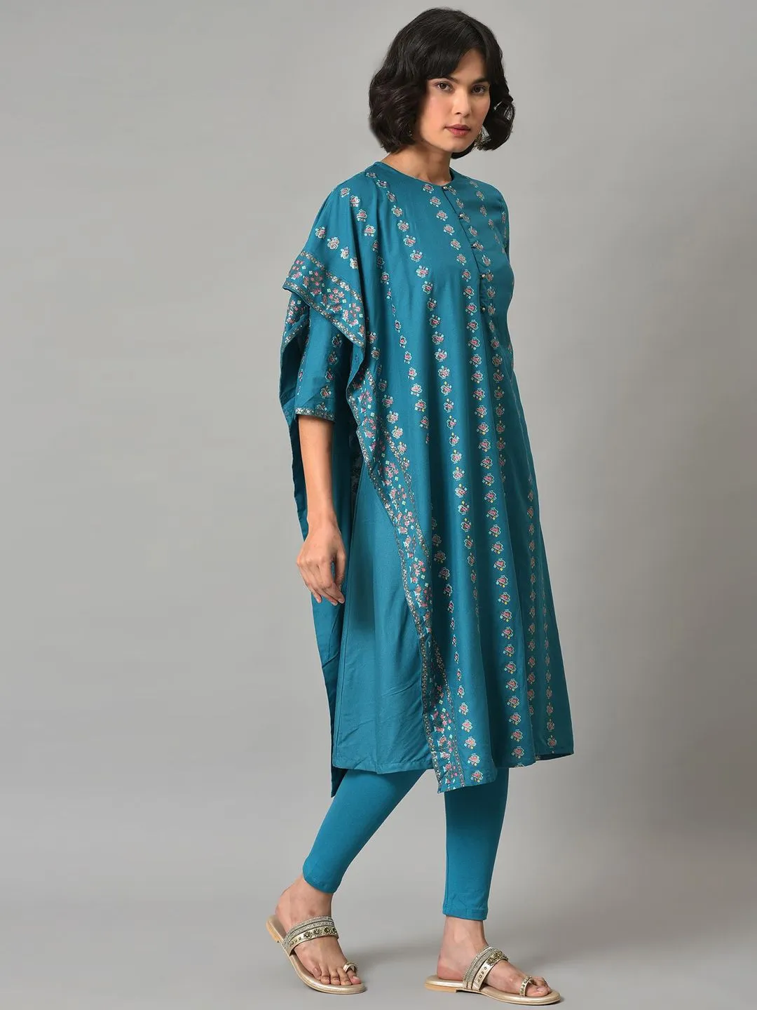 W Festive Floral Print Rayon Kurta With Leggings