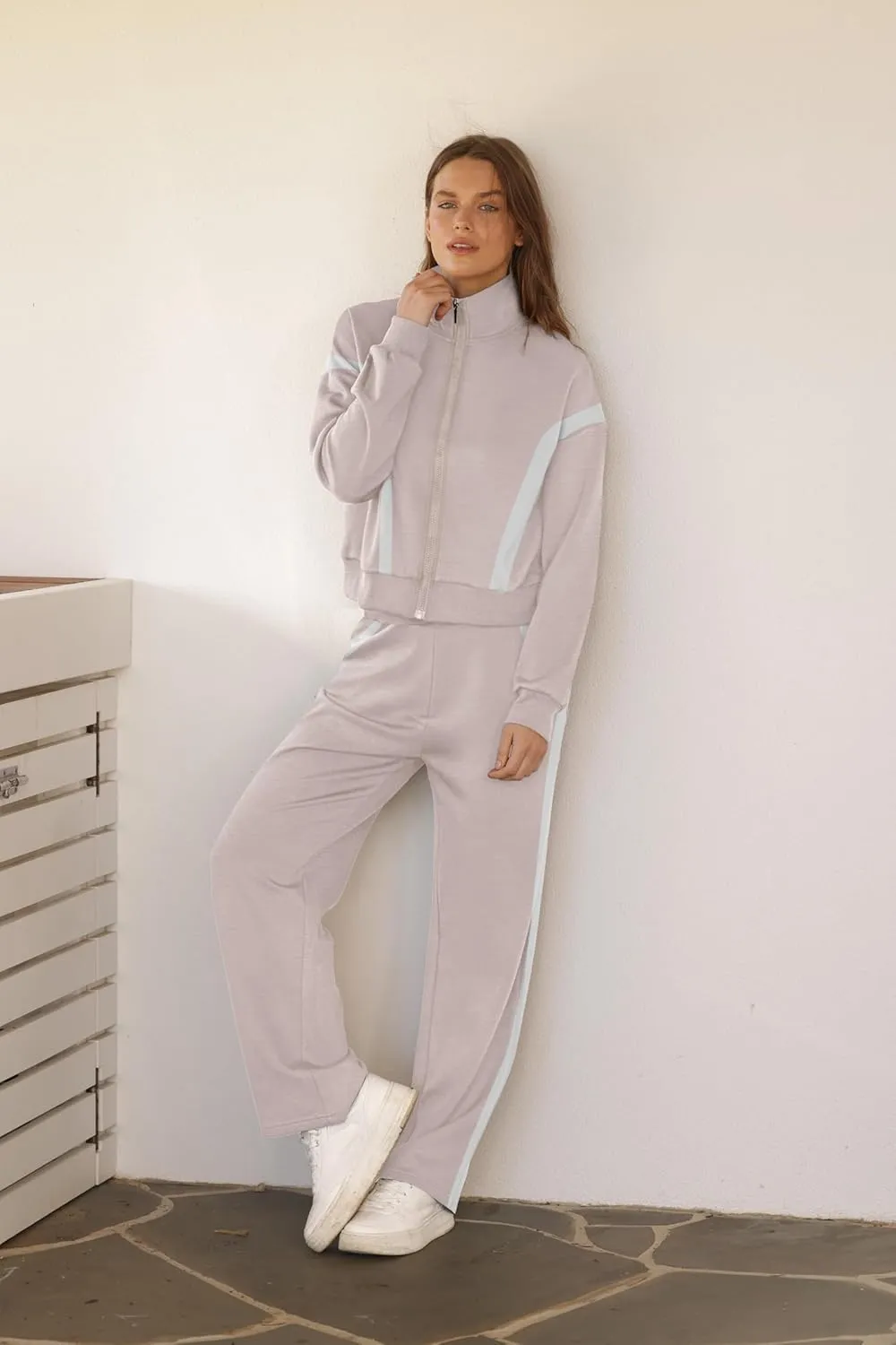 WIHOLL Lounge Sets for Women 2024 Zip Up Sweatshirt Wide Leg Sweatpants Casual 2 Piece Outfits Fashion Sweatsuits Tracksuit