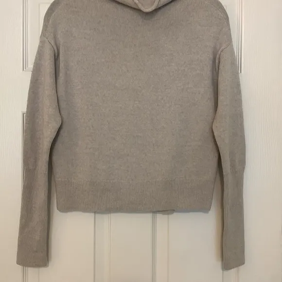 Wilfred Cyprie Sweater