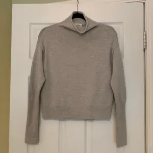 Wilfred Cyprie Sweater