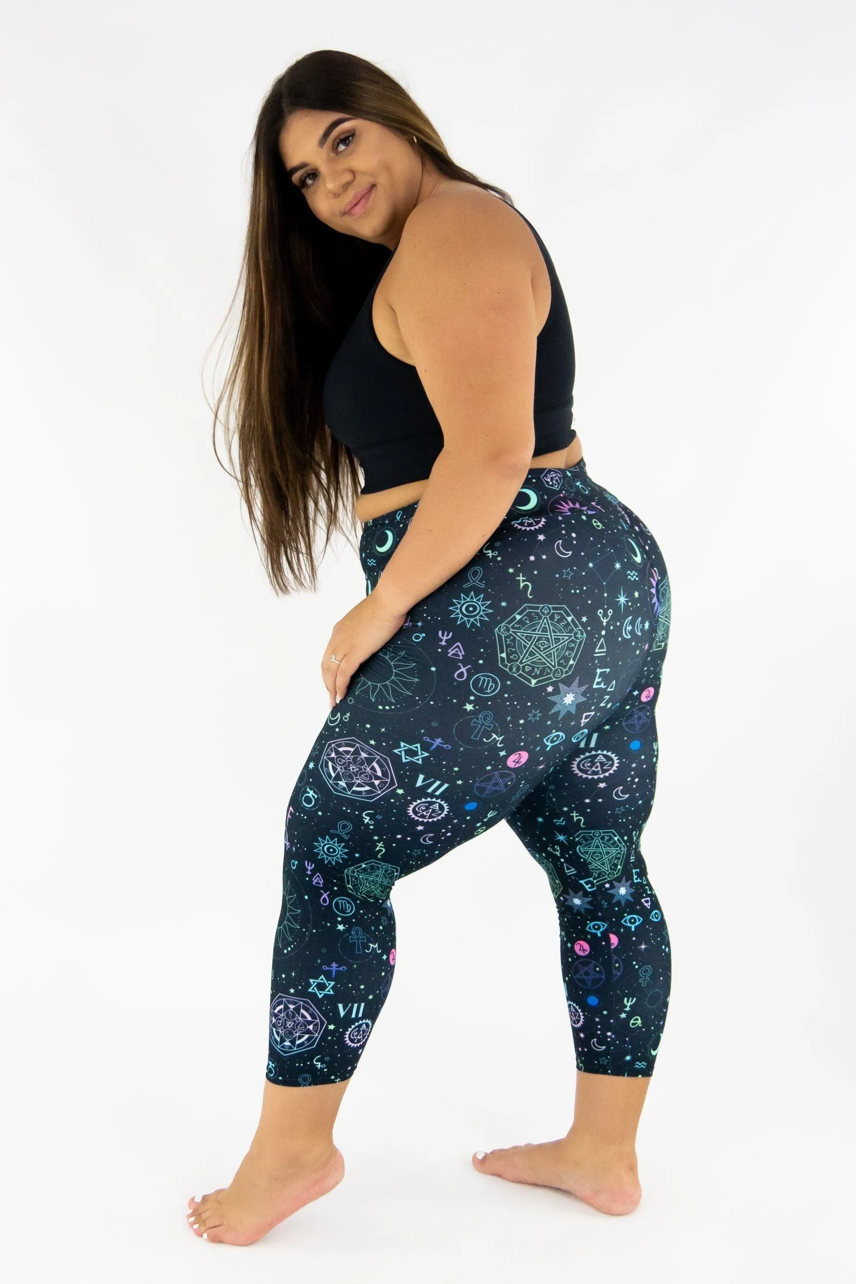 Witch Spells - Casual Capri Leggings