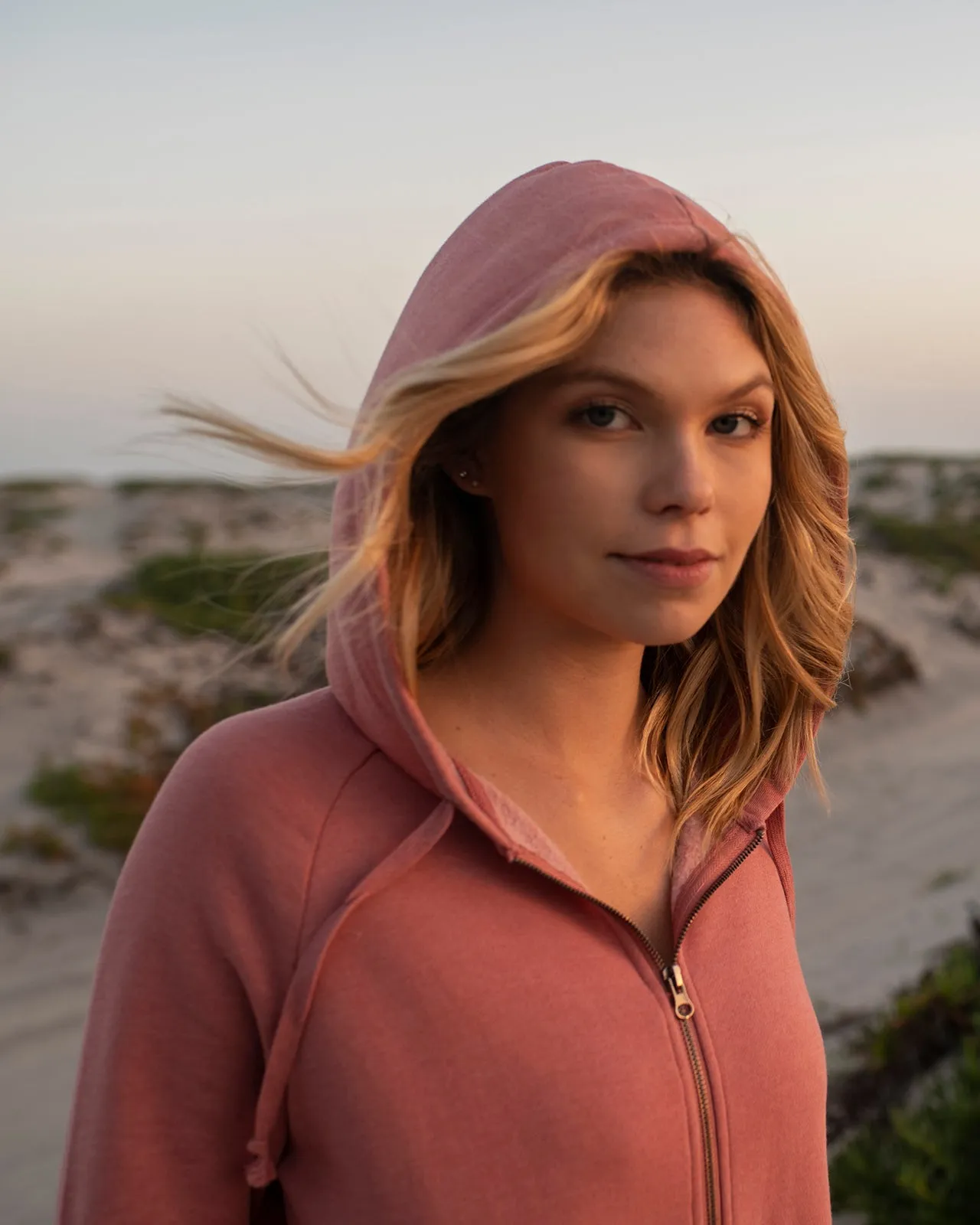 Women's California Wave Wash Full-Zip Hooded Sweatshirt