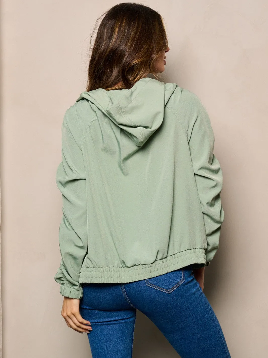 WOMEN'S LONG RUCHED SLEEVES ZIP UP POCKETS HOODED JACKET