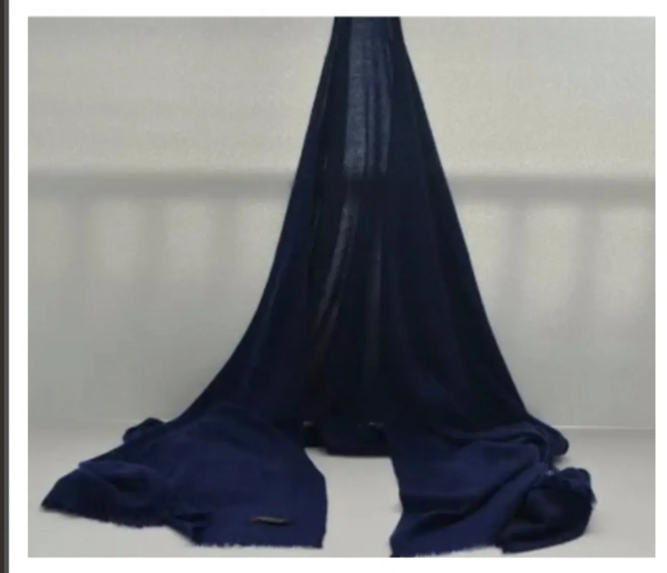 WOOL N CASHMERE BLEND NAVY SOFT SHAWLS